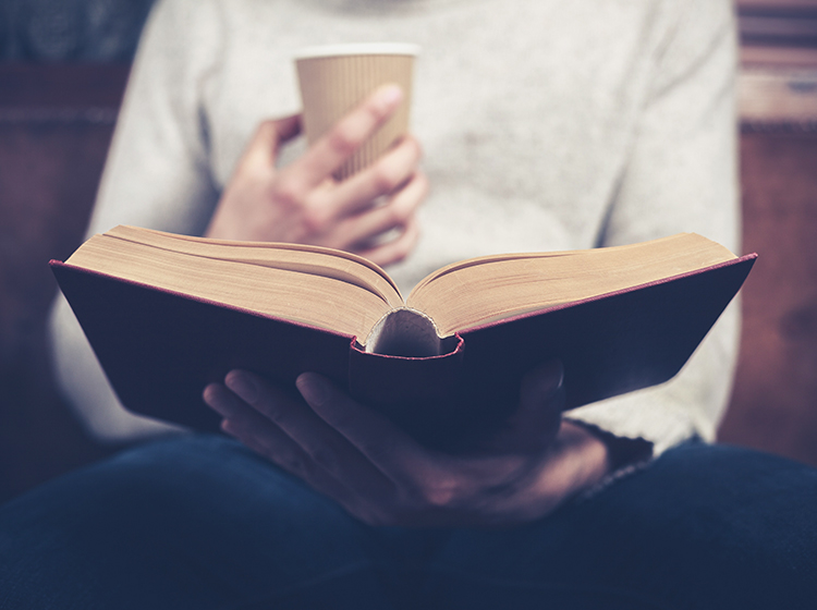 dicas imperdíveis para deixar o cérebro afiado - Faça da leitura um hábito